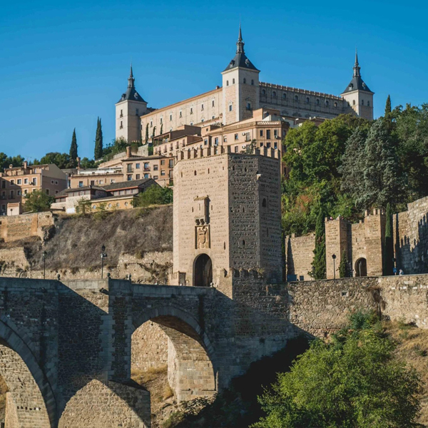 Empresa de desalojo de okupas e inquilinos morosos e ilegales en Ávila, Guadalajara, Ibiza, Madrid, Segovia, Toledo