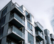 Empresa para echar okupas