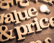 negociar el precio de un piso con okupas