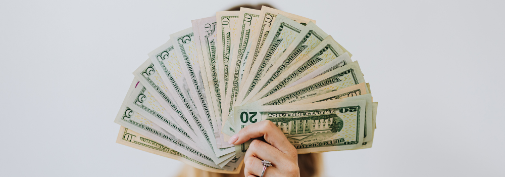 Cuánto dinero se ahorra comprando una vivienda okupada